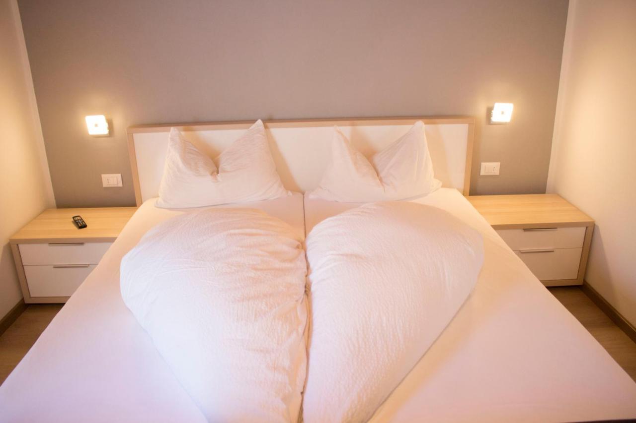 Schenna Garni Eden Bed & Breakfast 外观 照片